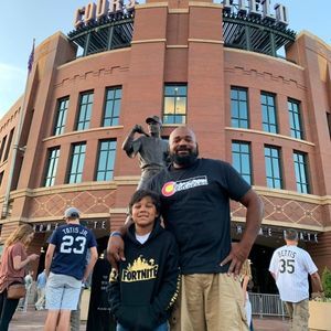 Meet your Posher, Dolfan